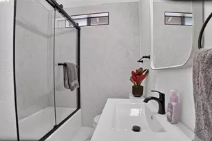 212 Babette Ct, Pleasant Hill, CA 94523 - Photo 10