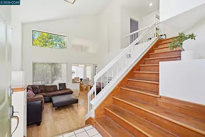 1032 Burnham Dr, Pittsburg, CA 94565 - Photo 4