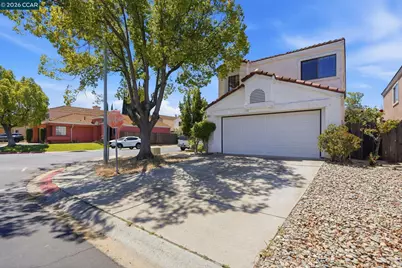 1032 Burnham Dr, Pittsburg, CA 94565 - Photo 1