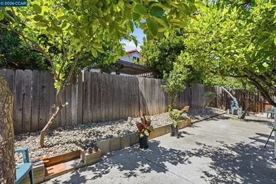 1032 Burnham Dr, Pittsburg, CA 94565 - Photo 36