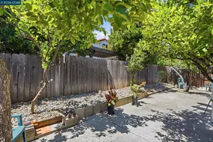 1032 Burnham Dr, Pittsburg, CA 94565 - Photo 36