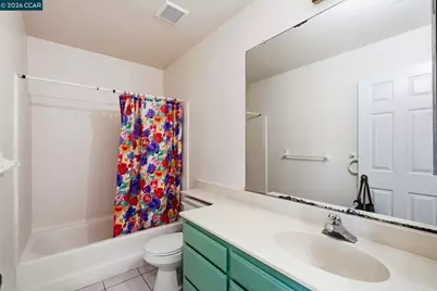 1032 Burnham Dr, Pittsburg, CA 94565 - Photo 32