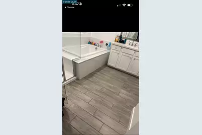 10855 Balboa Point Way, Stockton, CA 95219 - Photo 8