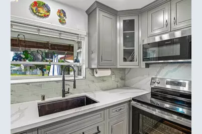 2842 Akino Ct, San Jose, CA 95148 - Photo 16
