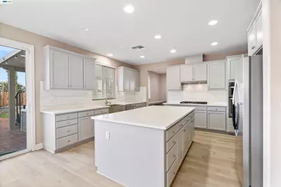 967 Dainty Ave, Brentwood, CA 94513 - Photo 38