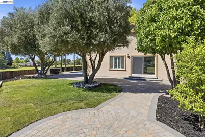 3309 Burning Tree Dr, San Ramon, CA 94583 - Photo 50