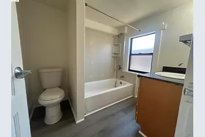 2606 20th St, Oakland, CA 94601 - Photo 8