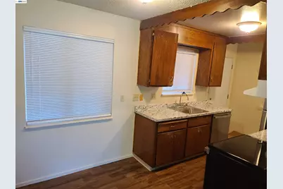 22759 Vermont St, Hayward, CA 94541 - Photo 12