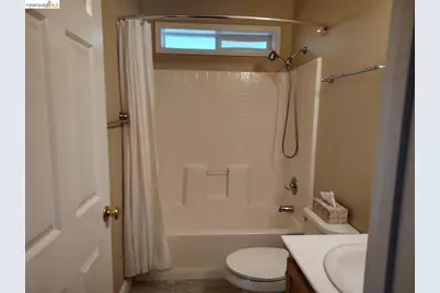 131 Cabana Dr, Napa, CA 94558 - Photo 16