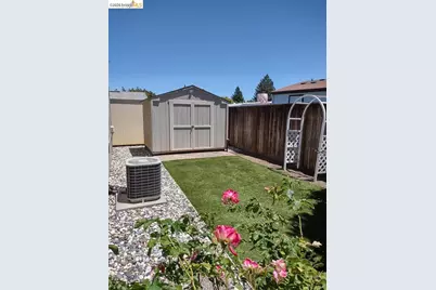 131 Cabana Dr, Napa, CA 94558 - Photo 4