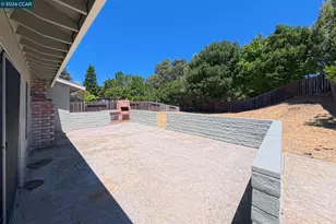 1200 Skyline Dr, Vallejo, CA 94591 - Photo 24