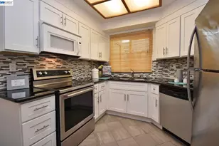 2934 Flint St, Union City, CA 94587 - Photo 6