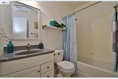 2934 Flint St, Union City, CA 94587 - Photo 10