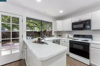 1343 Honey Trl, Walnut Creek, CA 94597 - Photo 10