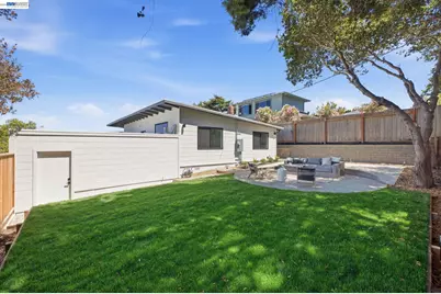 1588 Molitor Rd, Belmont, CA 94002 - Photo 42