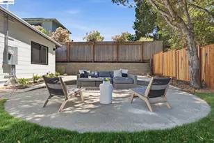 1588 Molitor Rd, Belmont, CA 94002 - Photo 48