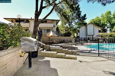 1437 Marchbanks Dr #3, Walnut Creek, CA 94598 - Photo 24