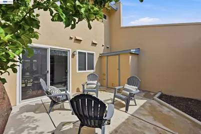27864 Hummingbird Ct, Hayward, CA 94545 - Photo 30