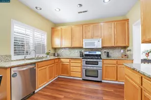 634 Sundale, Brentwood, CA 94513 - Photo 8