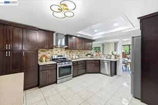 1886 Wembley Ct, San Jose, CA 95132 - Photo 4