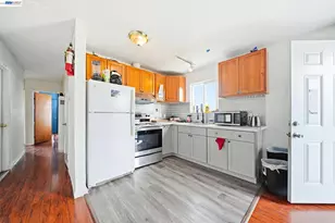 2223 23rd St, Oakland, CA 94606 - Photo 28