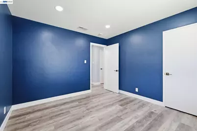 6311 Belmont Pl, Stockton, CA 95207 - Photo 32