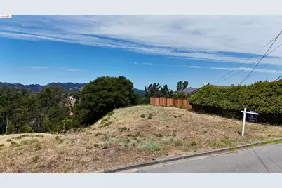 82 Zander Dr, Orinda, CA 94563 - Photo 14