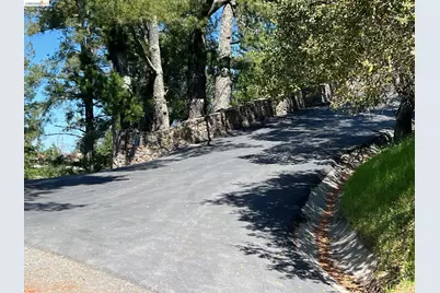 58 Zander Court, Orinda, CA 94563 - Photo 1