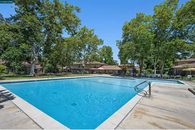 5491 Roundtree Dr #C, Concord, CA 94521 - Photo 18
