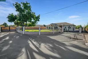 30 Cypress Pl, Oakley, CA 94561 - Photo 2