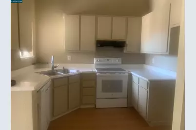 7 Lancaster Cir #235, Bay Point, CA 94565 - Photo 2