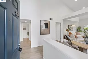 1594 Fairway Green Cir, San Jose, CA 95131 - Photo 4