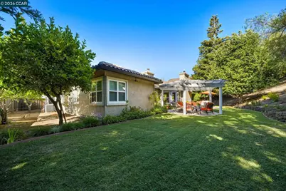 110 Forest Hill Dr, Clayton, CA 94517 - Photo 38