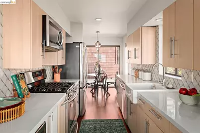 32 Sereno Circle, Oakland, CA 94619 - Photo 6