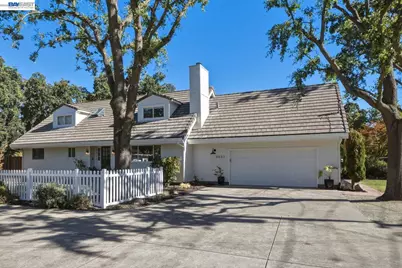 2632 Cherry Ln, Walnut Creek, CA 94597 - Photo 66
