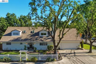 2632 Cherry Ln, Walnut Creek, CA 94597 - Photo 1