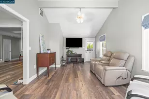2124 Impala Ct, Pittsburg, CA 94565 - Photo 22