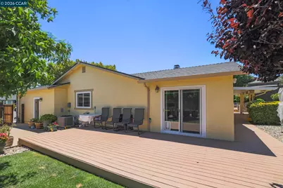 2124 Impala Ct, Pittsburg, CA 94565 - Photo 28