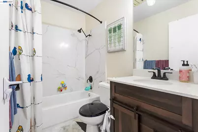 37946 Bright Cmn, Fremont, CA 94536 - Photo 22