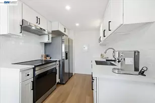 25164 Copa Del Oro Dr, Hayward, CA 94545 - Photo 18