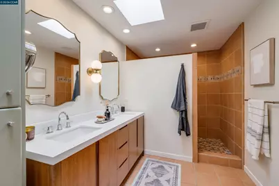 1066 Via Baja, Lafayette, CA 94549 - Photo 12