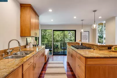 1066 Via Baja, Lafayette, CA 94549 - Photo 8