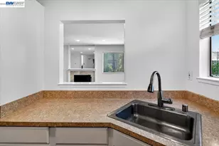 3901 Clayton Rd, Concord, CA 94521 - Photo 12