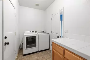 5375 Rockrose Way, Antioch, CA 94531 - Photo 42