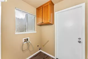 1030 Betsy Ross Dr, Roseville, CA 95747 - Photo 12