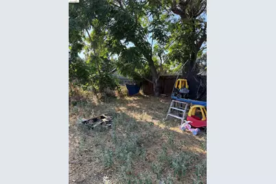1441 Sierra Ln, Stockton, CA 95205 - Photo 4