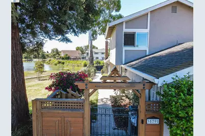 35791 Scarborough Dr, Newark, CA 94560 - Photo 40