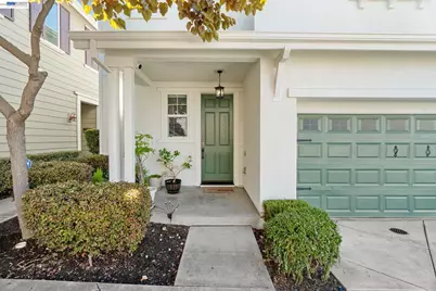 663 Falling Star Drive, Martinez, CA 94553 - Photo 2
