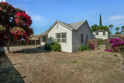 504 Roselawn Ave, Modesto, CA 95351 - Photo 1