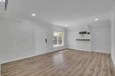 504 Roselawn Ave, Modesto, CA 95351 - Photo 6